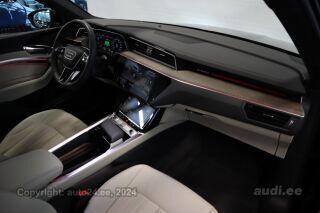 Audi Q8 e-tron advanced 55 quattro 300kW 158кВ