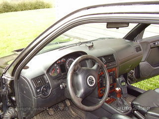 Volkswagen Golf V6 4motion 2 8 V6 150kw Auto24 Ee