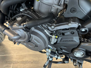 Ducati Monster 937 + L2 82кВ