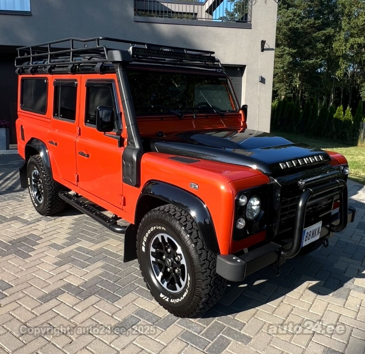 land rover defender 110 puma