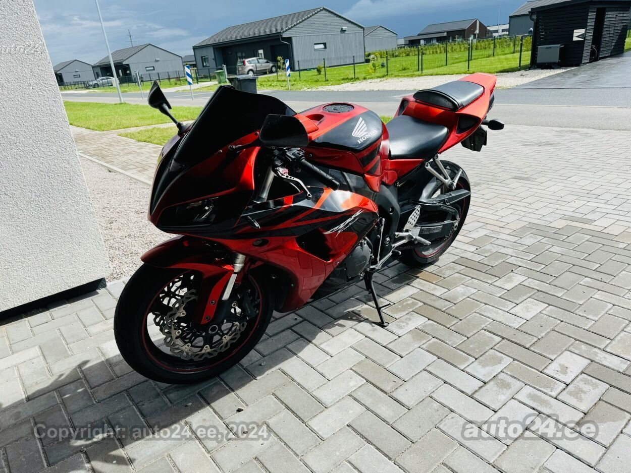 honda 1000 rr price