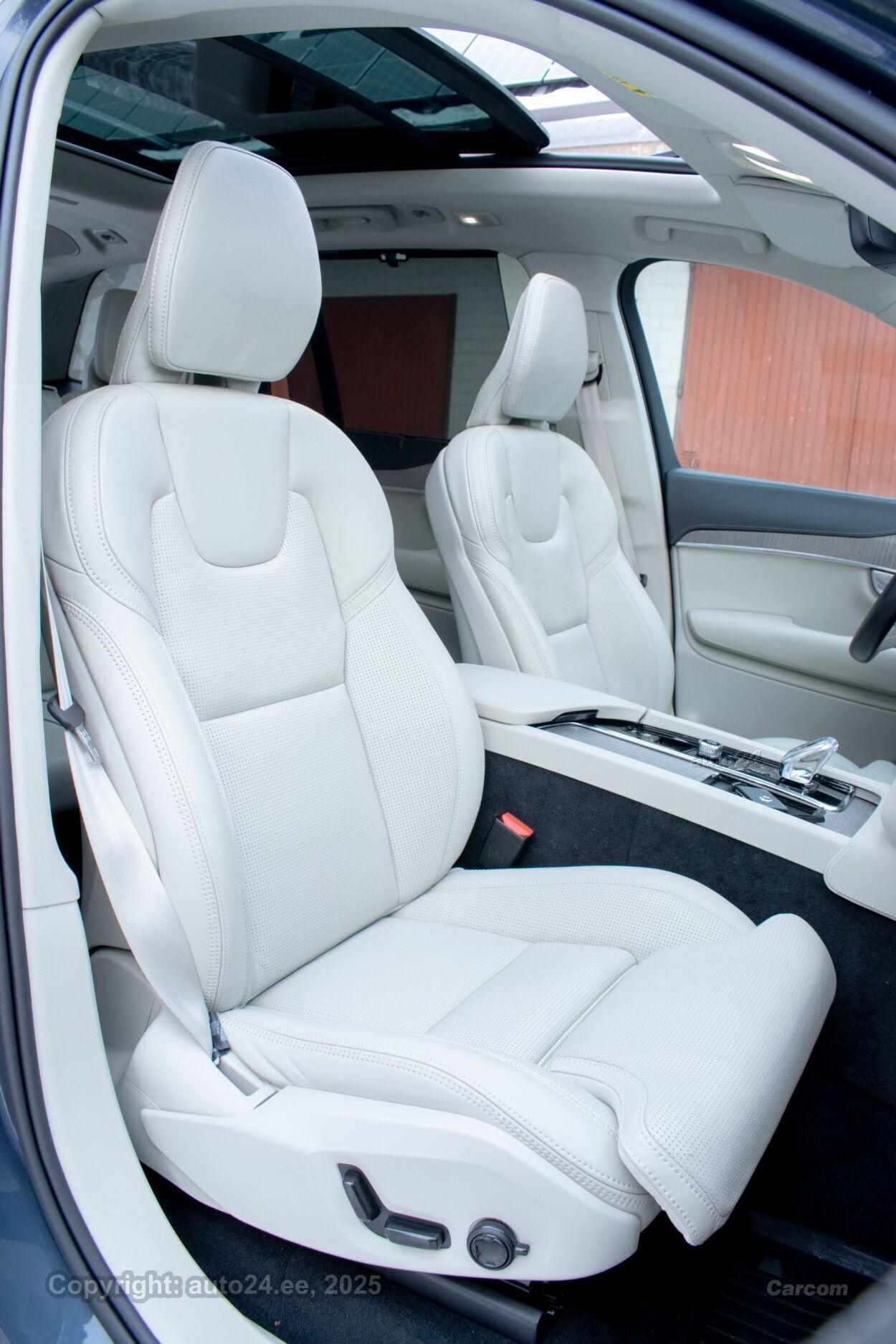 Volvo XC90 AWD DARK R-Design PLUS Intelli PRO Wntr 2.0 B5 KERS MHEV Kerghübriid MY2023 183 kW