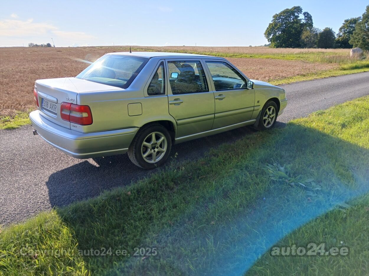 Volvo S70 2.4 R5 142kW - auto24.lv