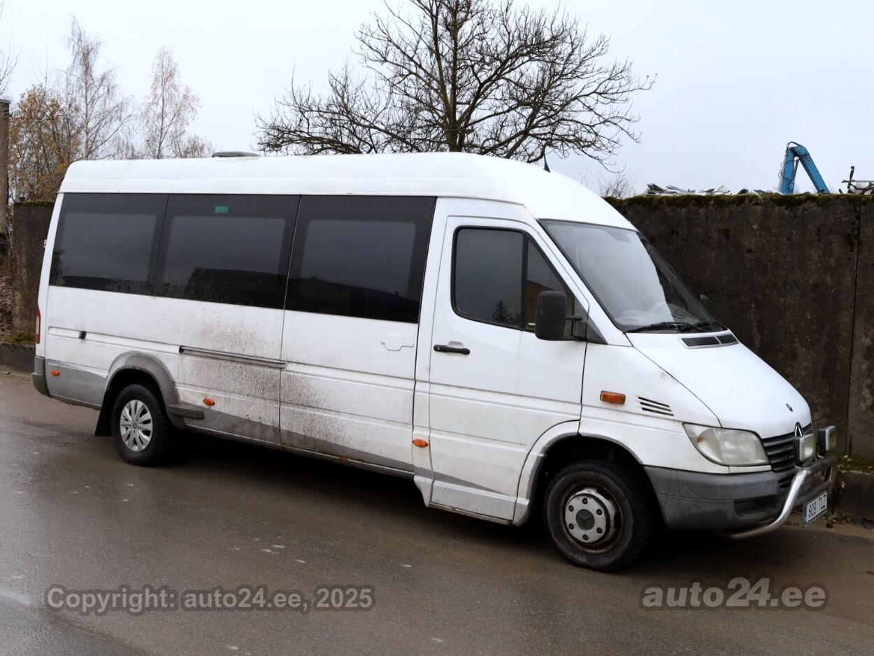 Mercedes-Benz Sprinter 413CDI Passenger