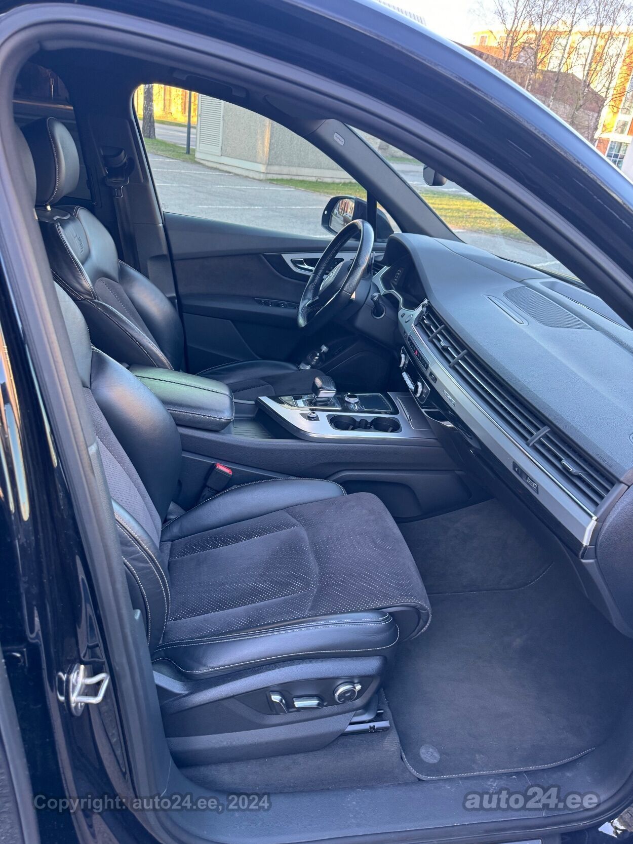 audi-q7-3x-s-line-black-edition-3-0-200kw-auto24-ee