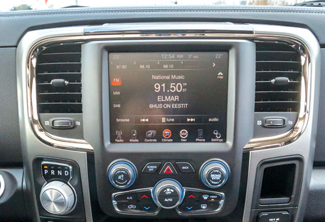 Elektroonikavead kimbutasid rohkem vanemaid autosid. Foto: Pille Russi Elektroonikavead kimbutasid rohkem vanemaid autosid. Foto: Pille Russi