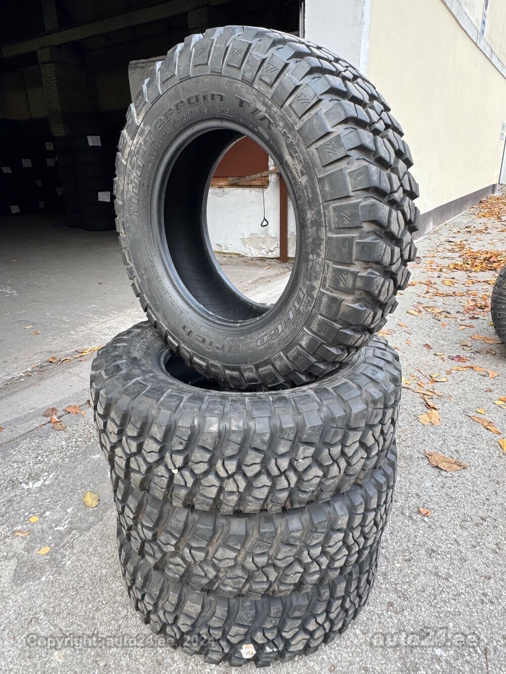 BFGoodrich Mud-Terrain 255/75/17にしやんさん専用 km3_1_1_1_1_2_1_1.png